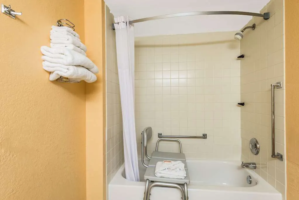 Days Inn By Wyndham Hurstbourne Louisville USA